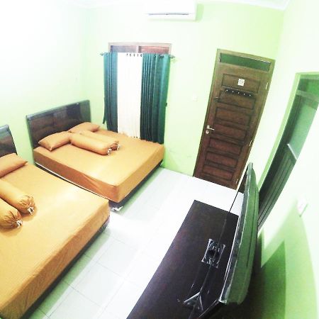 Minggiran Street Homestay Jogja Yogyakarta Exterior foto